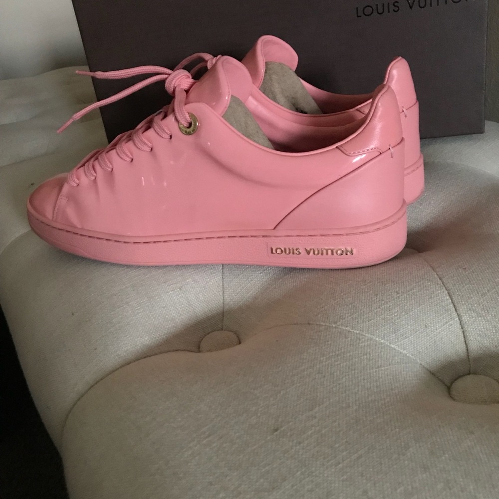 Louis Vuitton Pink Patent Leather Front Row Shoes - Picture 6 of 8
